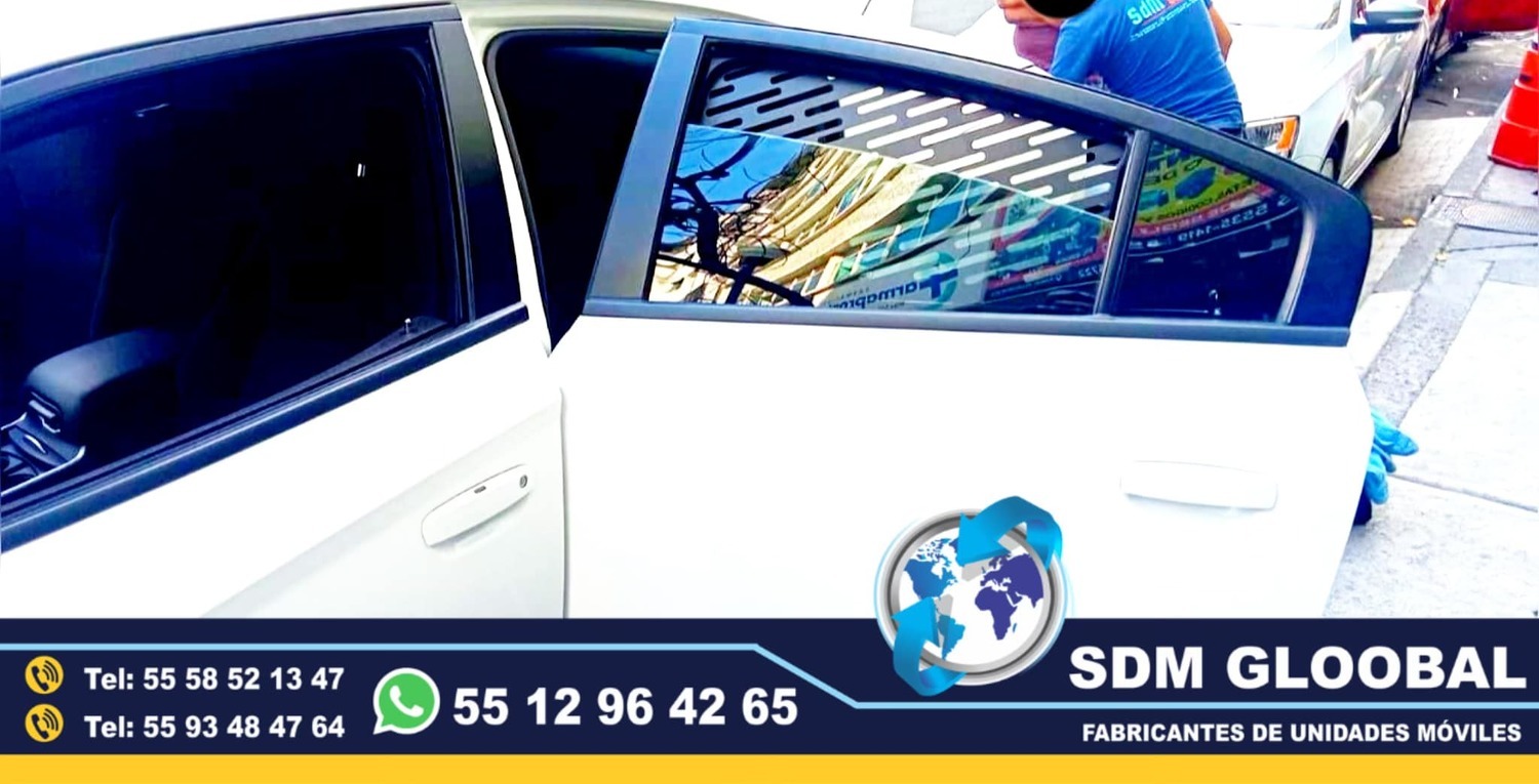Rejillas o rejas de proteccion de ventanas para patrullas equipadas