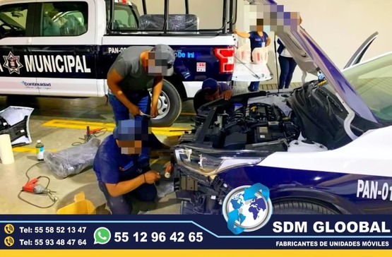 Fabricacion, Conversion, Venta y Equipamiento de Patrullas Sedan, Fabricantes de Equipo y Accesorios Metalicos, Equipo Comunicacion, Luces auxiliares El equipamiento Sedan es uno de los mas completos para patrulla, ya que cuenta con una gran variedad de accesorios metálicos, así como accesorios visual acústico. En cuestión de accesorios metálicos contamos con Tumbaburros, Roll Bar de 3 Arcos Tipo Comando, Banca central con respaldo, Defensa Trasera Tipo Escalón. En la parte de accesorios visual acústico cuenta con Torreta, Sirena y Bocina, adicional mente se le puede agregar un Kit de Estrobos en faros Marca WHELEN, FEDERAL SIGNAL, EPCOM, somos fabricantes de patrullas.Somos una Empresa Mexicana líder en el Mercado con años de experiencia, especialistas en el Equipamiento de Patrullas Equipadas Cajas y Remolques Unidades Moviles Especiales de Seguridad, Rescate, Salvamento, Salud, Comunicacion, Higine, etc.,Somos fabribricantes directos, distribuidores en todo Mexico, comunicate y te atenderemos personalmente. contamos con las mejores marcas en el mecado Fabricacion, Conversion, Venta y Equipamiento de Patrullas Sedan, Fabricantes de Equipo y Accesorios Metalicos, Equipo Comunicacion, Luces auxiliares El equipamiento Sedan es uno de los mas completos para patrulla, ya que cuenta con una gran variedad de accesorios metálicos, así como accesorios visual acústico. En cuestión de accesorios metálicos contamos con Tumbaburros, Roll Bar de 3 Arcos Tipo Comando, Banca central con respaldo, Defensa Trasera Tipo Escalón. En la parte de accesorios visual acústico cuenta con Torreta, Sirena y Bocina, adicional mente se le puede agregar un Kit de Estrobos en faros Marca WHELEN, FEDERAL SIGNAL, EPCOM, somos fabricantes de patrullas.Somos una Empresa Mexicana líder en el Mercado con años de experiencia, especialistas en el Equipamiento de Patrullas Equipadas Cajas y Remolques Unidades Moviles Especiales de Seguridad, Rescate, Salvamento, Salud, Comunicacion, Higine, etc.,Somos fabribricantes directos, distribuidores en todo Mexico, comunicate y te atenderemos personalmente. contamos con las mejores marcas en el mecado