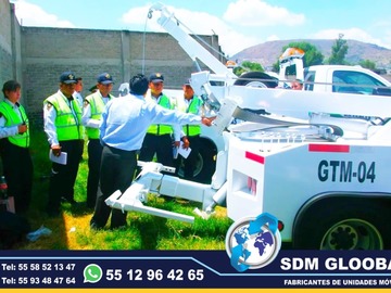 Fabricacion, Conversion, Venta y Equipamiento de Patrullas Sedan, Fabricantes de Equipo y Accesorios Metalicos, Equipo Comunicacion, Luces auxiliares El equipamiento Sedan es uno de los mas completos para patrulla, ya que cuenta con una gran variedad de accesorios metálicos, así como accesorios visual acústico. En cuestión de accesorios metálicos contamos con Tumbaburros, Roll Bar de 3 Arcos Tipo Comando, Banca central con respaldo, Defensa Trasera Tipo Escalón. En la parte de accesorios visual acústico cuenta con Torreta, Sirena y Bocina, adicional mente se le puede agregar un Kit de Estrobos en faros Marca WHELEN, FEDERAL SIGNAL, EPCOM, somos fabricantes de patrullas.Somos una Empresa Mexicana líder en el Mercado con años de experiencia, especialistas en el Equipamiento de Patrullas Equipadas Cajas y Remolques Unidades Moviles Especiales de Seguridad, Rescate, Salvamento, Salud, Comunicacion, Higine, etc.,Somos fabribricantes directos, distribuidores en todo Mexico, comunicate y te atenderemos personalmente. contamos con las mejores marcas en el mecado Fabricacion, Conversion, Venta y Equipamiento de Patrullas Sedan, Fabricantes de Equipo y Accesorios Metalicos, Equipo Comunicacion, Luces auxiliares El equipamiento Sedan es uno de los mas completos para patrulla, ya que cuenta con una gran variedad de accesorios metálicos, así como accesorios visual acústico. En cuestión de accesorios metálicos contamos con Tumbaburros, Roll Bar de 3 Arcos Tipo Comando, Banca central con respaldo, Defensa Trasera Tipo Escalón. En la parte de accesorios visual acústico cuenta con Torreta, Sirena y Bocina, adicional mente se le puede agregar un Kit de Estrobos en faros Marca WHELEN, FEDERAL SIGNAL, EPCOM, somos fabricantes de patrullas.Somos una Empresa Mexicana líder en el Mercado con años de experiencia, especialistas en el Equipamiento de Patrullas Equipadas Cajas y Remolques Unidades Moviles Especiales de Seguridad, Rescate, Salvamento, Salud, Comunicacion, Higine, etc.,Somos fabribricantes directos, distribuidores en todo Mexico, comunicate y te atenderemos personalmente. contamos con las mejores marcas en el mecado