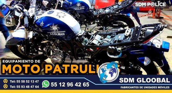 Fabricacion, Conversion, Venta y Equipamiento de Patrullas Sedan, Fabricantes de Equipo y Accesorios Metalicos, Equipo Comunicacion, Luces auxiliares El equipamiento Sedan es uno de los mas completos para patrulla, ya que cuenta con una gran variedad de accesorios metálicos, así como accesorios visual acústico. En cuestión de accesorios metálicos contamos con Tumbaburros, Roll Bar de 3 Arcos Tipo Com­­ando, Banca central con respaldo, Defensa Trasera Tipo Escalón. En la parte de accesorios visual acústico cuenta con Torreta, Sirena y Bocina, adicional mente se le puede agregar un Kit de Estrobos en faros Marca WHELEN, FEDERAL SIGNAL, EPCOM, somos fabricantes de patrullas.Somos una Empresa Mexicana líder en el Mercado con años de experiencia, especialistas en el Equipamiento de Patrullas Equipadas Cajas y Remolques Unidades Moviles Especiales de Seguridad, Rescate, Salvamento, Salud, Comunicacion, Higine, etc.,Somos fabribricantes directos, distribuidores en todo Mexico, comunicate y te atenderemos personalmente. contamos con las mejores marcas en el mecado