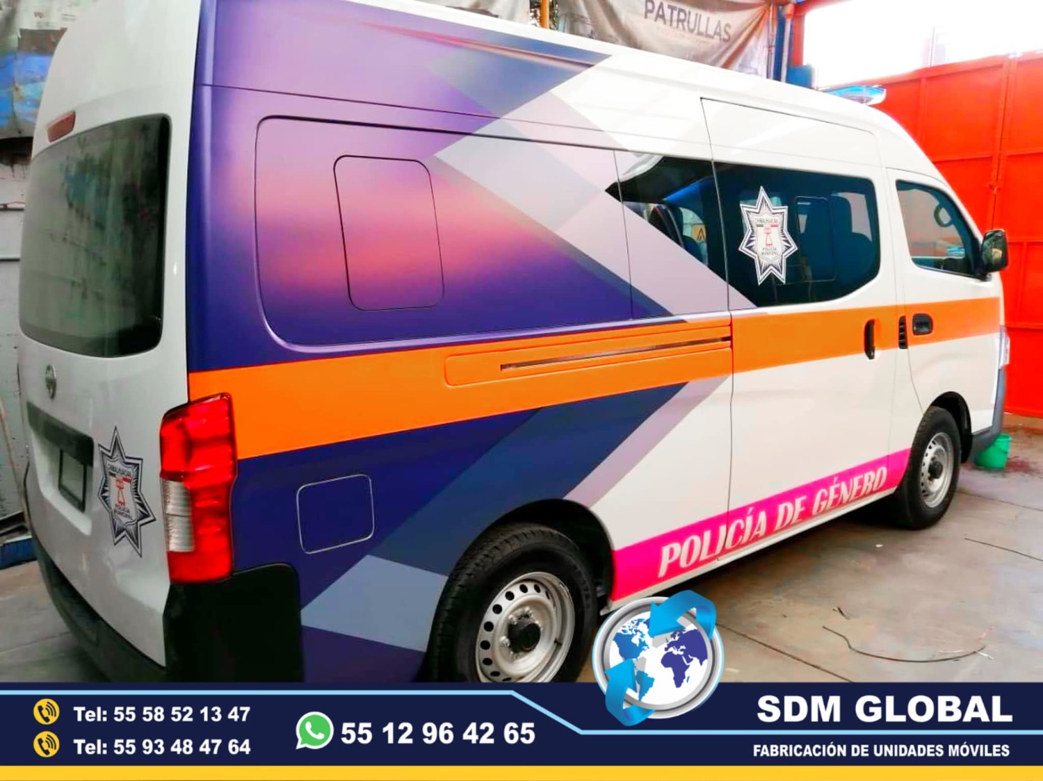 Conversion de unidad movil de policia de genero rosa atencion
