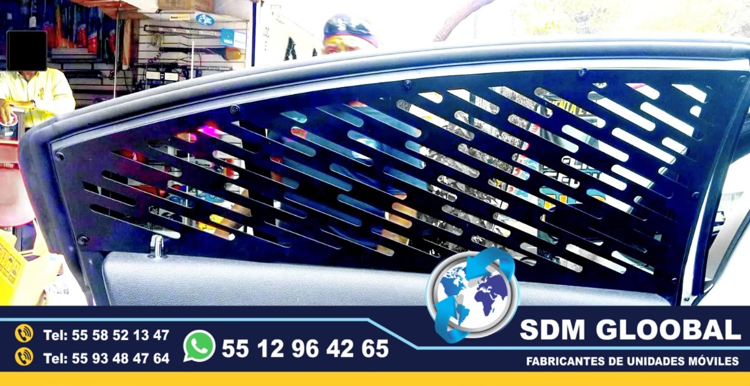 Rejillas o rejas de proteccion de ventanas para patrullas equipadas